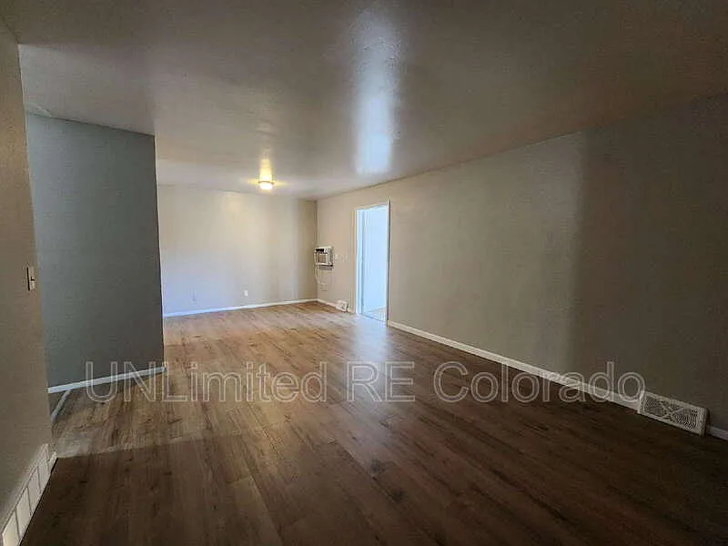 2 bed, 1.0 bath, 650 sqft, $1,450 — Photo 3