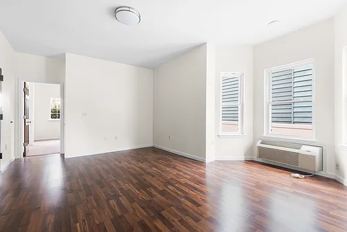 815 Kennedy Blvd #1 Photo 1