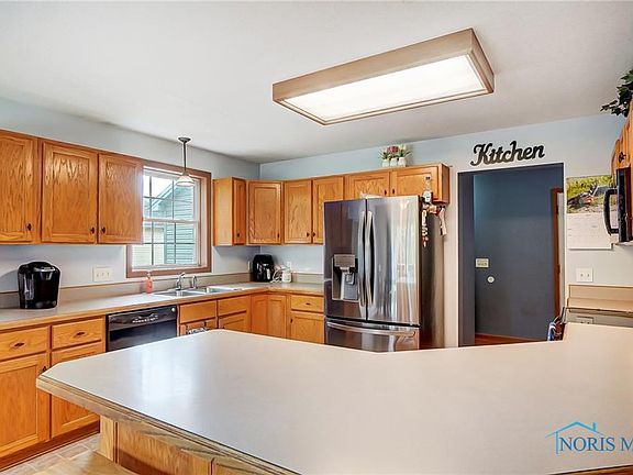 5th image of 1307 Quail Hollow Dr