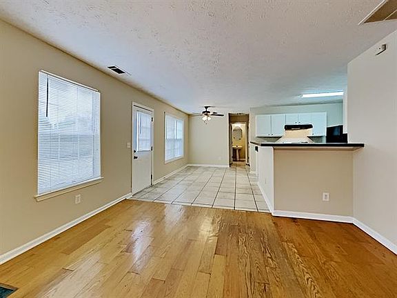 5th image of 3328 Hillside Links Dr
