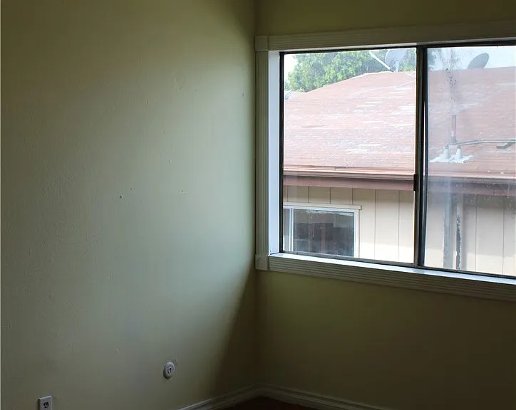7320 Lennox Ave #E10 — Photo 12