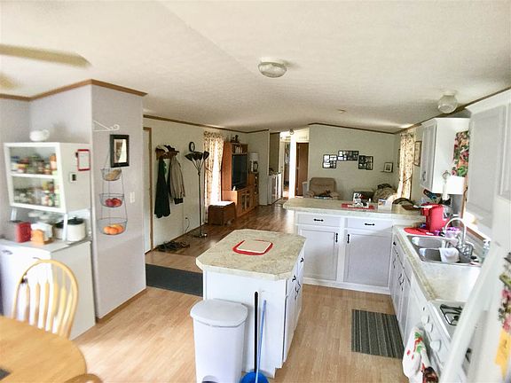 4th image of 2252 Ivy Ln