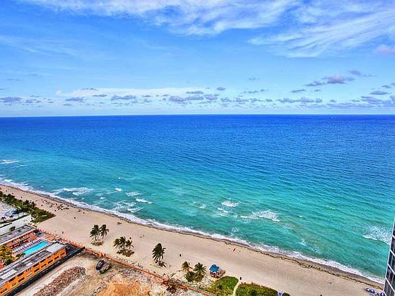 4th image of 18911 Collins Ave APT 3207