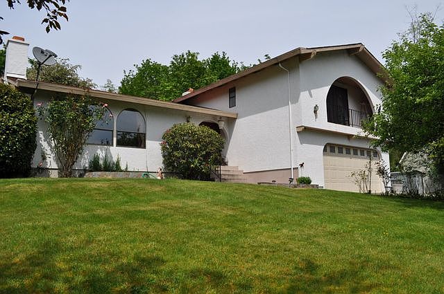 1st image of 8200 NE 203rd St