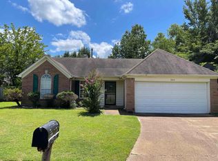 7033 Ireland Dr, Cordova, TN 38018