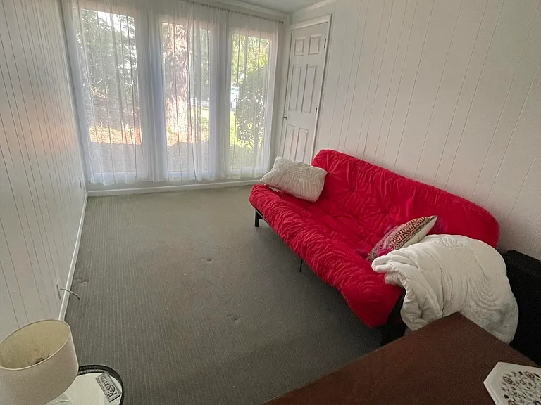 1009 Canterbury Rd — Photo 15