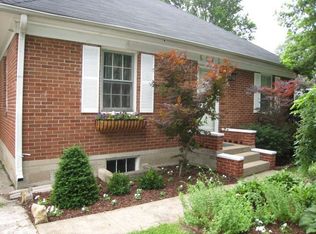 6015 Charlotte St, Kansas City, MO 64110