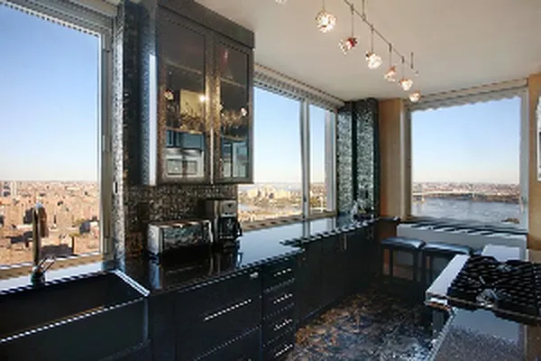 Rented by Corcoran | media 9