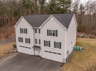 10 Lawrence Rd #B, Hudson, NH 03051