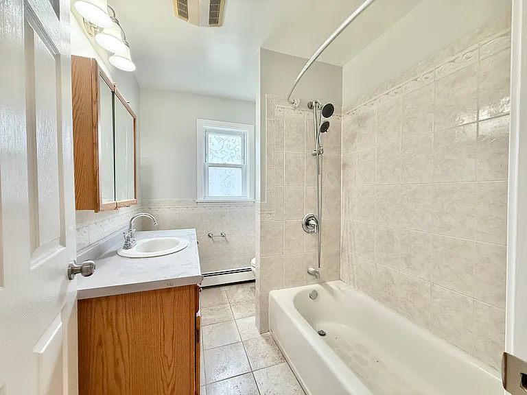 52 Manor St #1 — Photo 29