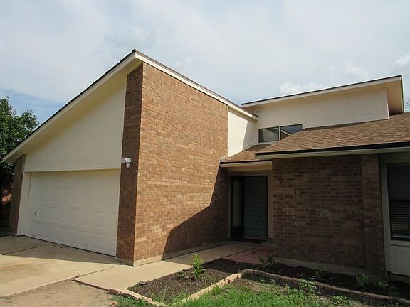 3rd image of 1603 Shotwell Ln