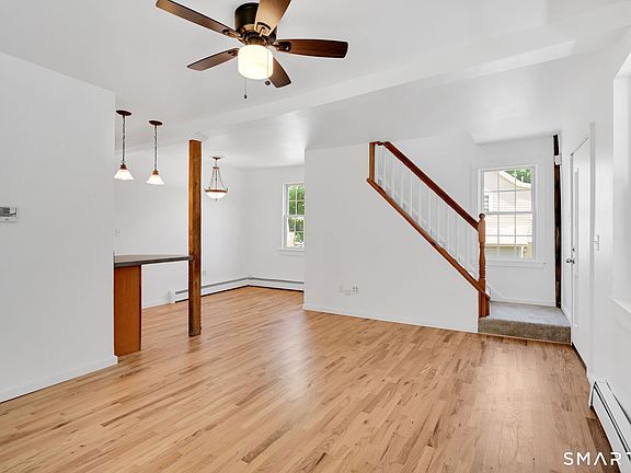 4th image of 25 Beecher Street