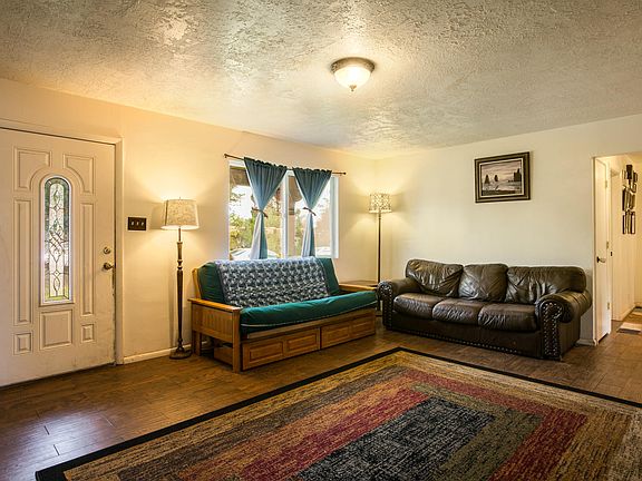 4th image of 8023 Princess Jeanne Ave NE