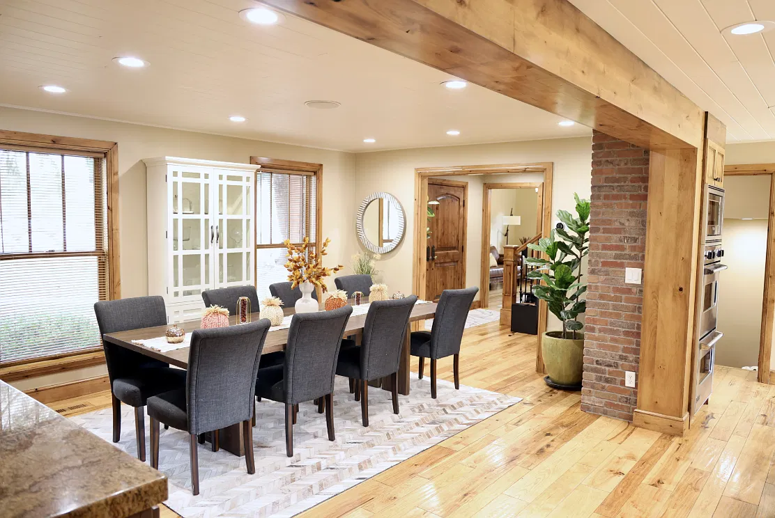 5 bed, 3.5 bath, 5000 sqft, $5,000 — Photo 4
