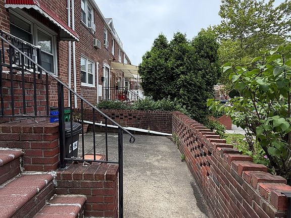 3rd image of 150-14 78th Avenue