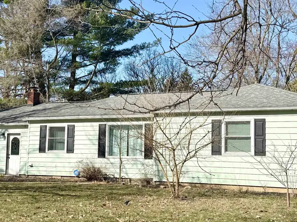 4915 Drake St, Midland, MI 48640