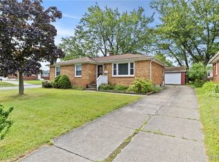 73 Willowcrest Dr, Buffalo, NY 14224