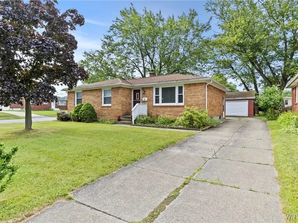 73 Willowcrest Dr, Buffalo, NY 14224