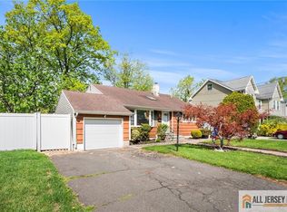 67 Drake Pl, Colonia, NJ 07067