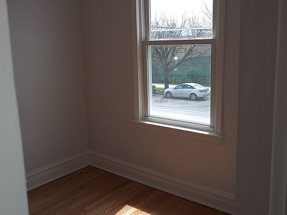 5th image of 5454 W Fullerton Ave #2