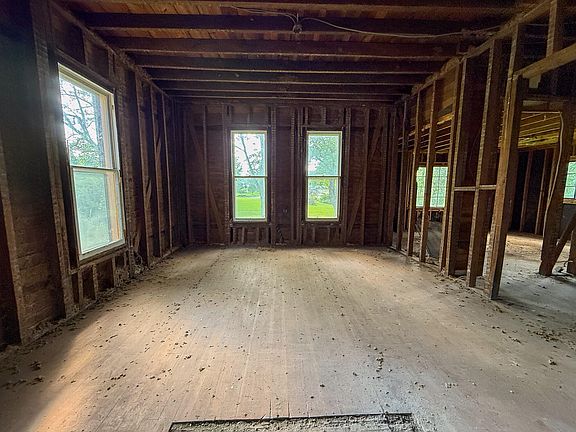 5th image of 4734 Hendron Rd