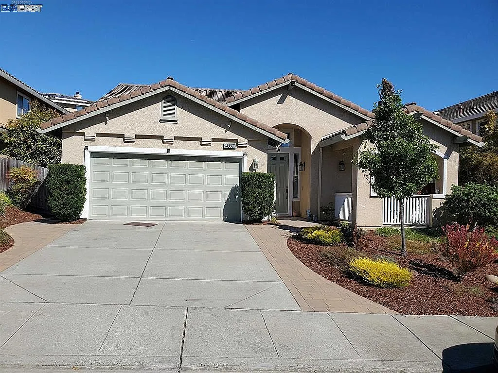 25390 Gold Hills Dr photo 1