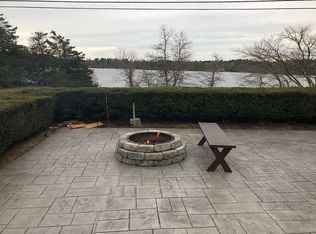 493-495 Marys Pond Rd, Rochester, MA 02770