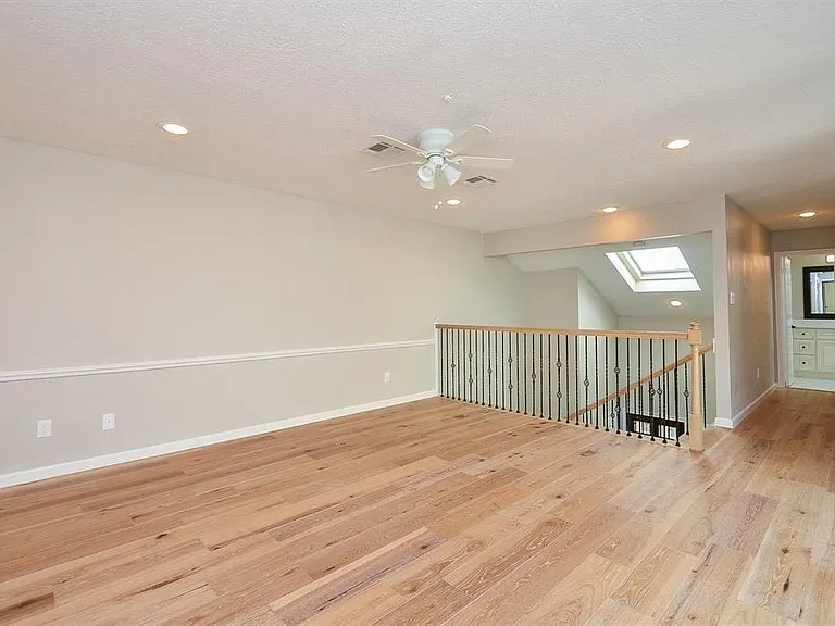 15735 Tanya Cir — Photo 31