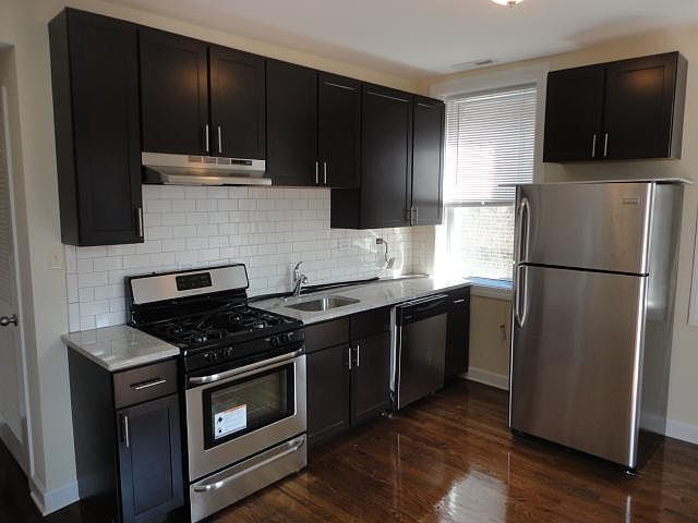1st image of 4816 N Wolcott Ave #2P
