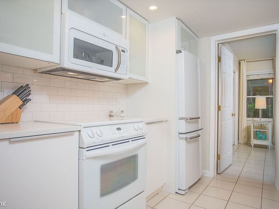 Enjoy a fully equipped kitchen.