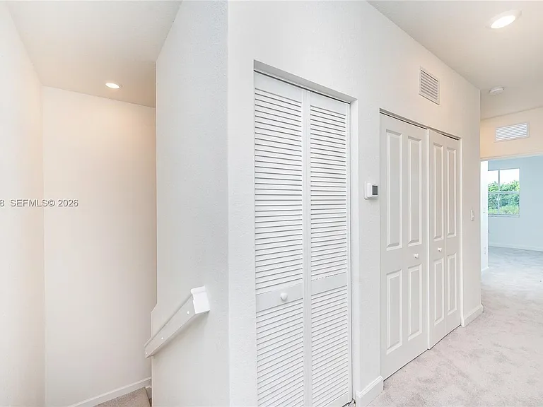 2642 SE 10th St — Photo 25