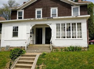 225 1/2 Boileau Pl, Meadville, PA 16335