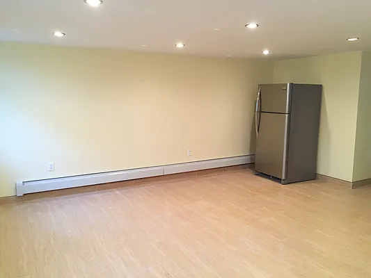 Rented by Remax Real Estate Professionals | media 18