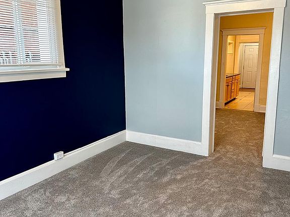 2nd image of 776 N 300 W APT 1