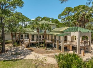1656 Forsythia Ct, Eastpoint, FL 32328