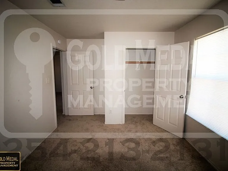 2806 Cantabrian Dr — Photo 6