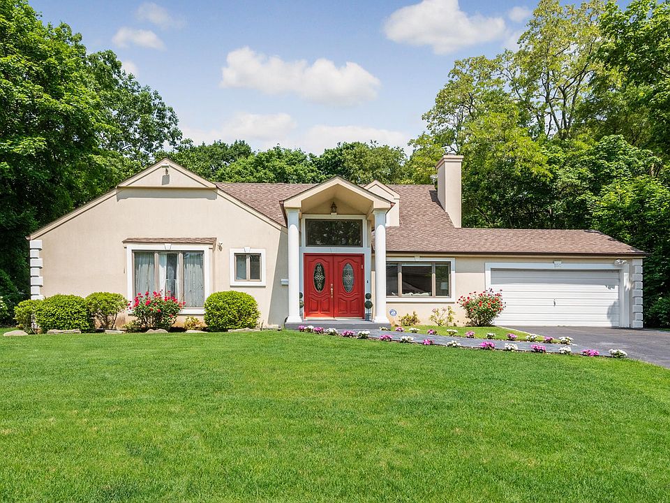 1st image of 114 Westwood Cir