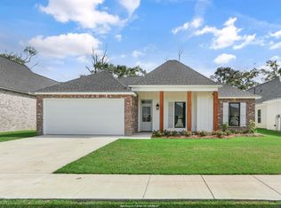 5186 Black River Rd, Darrow, LA 70725