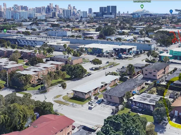 2126 NW 24th St, Miami, FL 33142