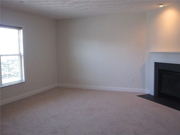 3rd image of 200 Roger Williams Ave Unit 418