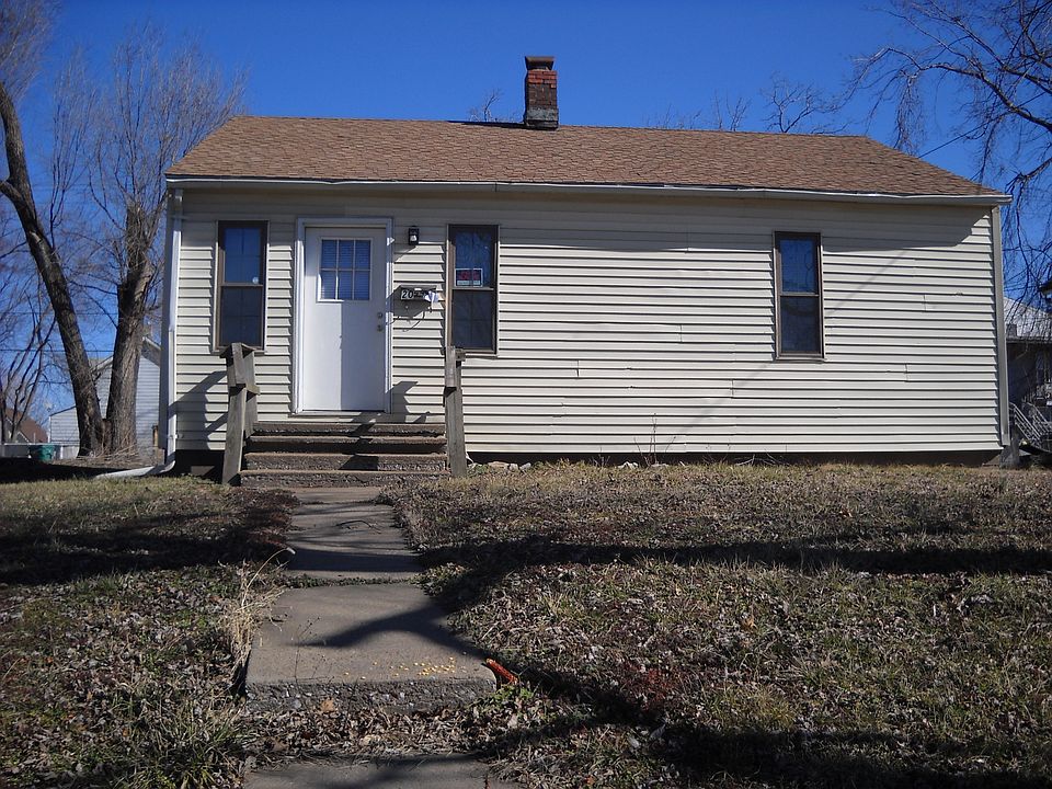 2020 Ohio Ave Granite City