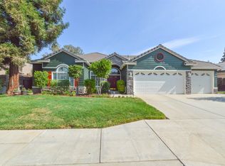 2379 Houston Ave, Clovis, CA 93611