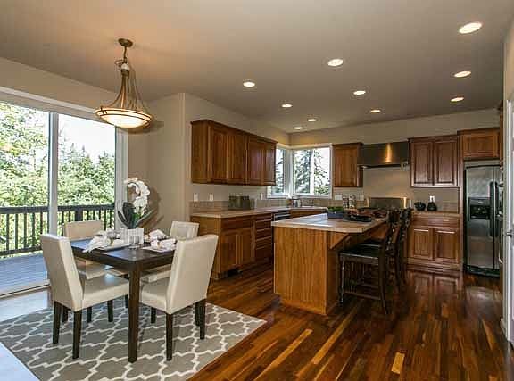 4th image of 13245 SW Nahcotta Dr