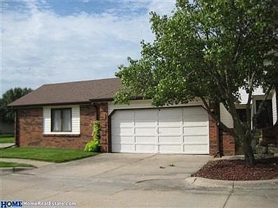 1st image of 2915 Londonshire Ct