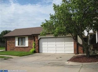 2915 Londonshire Ct, Lincoln, NE 68516