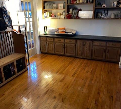 4th image of 466 Orlando Ave