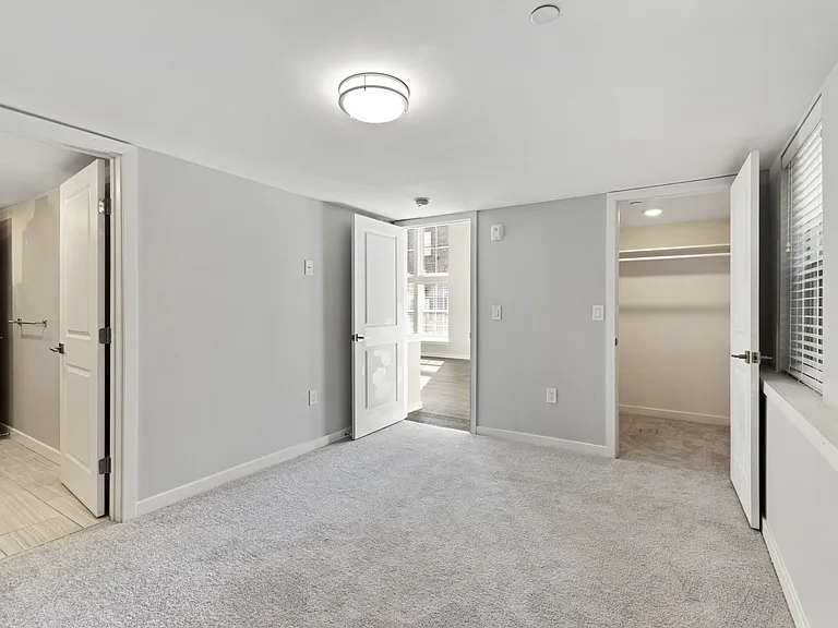 4649 Umbria St #101 — Photo 23