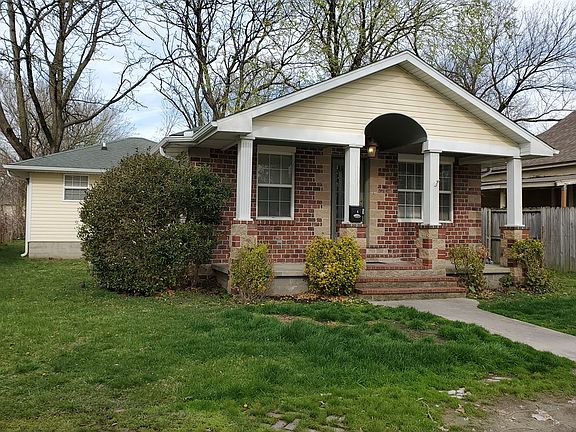 2nd image of 1711 N Michigan St
