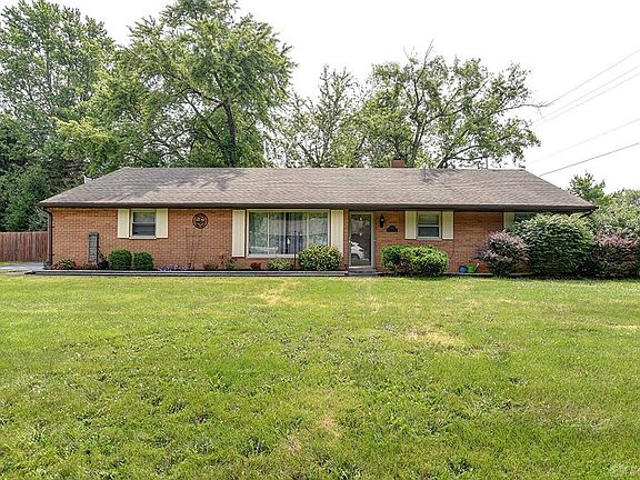2nd image of 6682 Chilton Ln