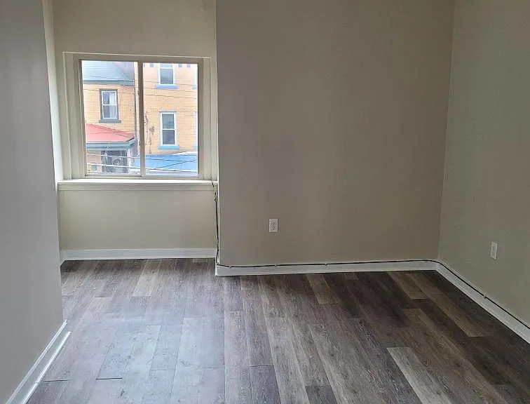3449 Melwood St #3 — Photo 2